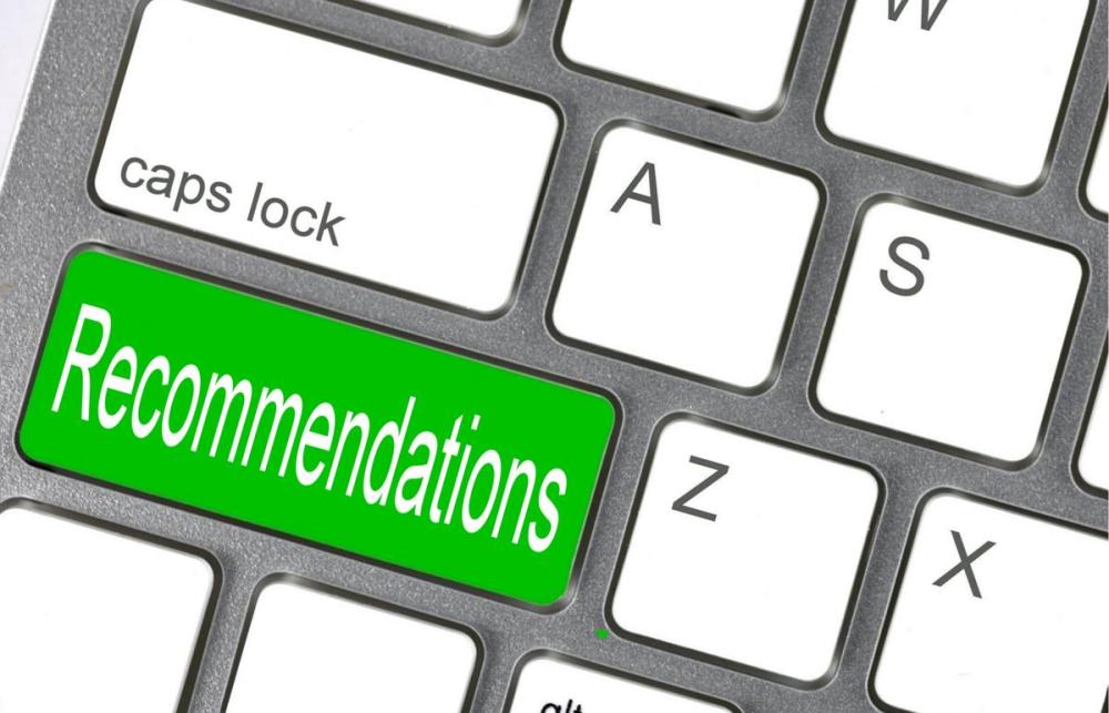 Keyboard button reads 'recommendations'